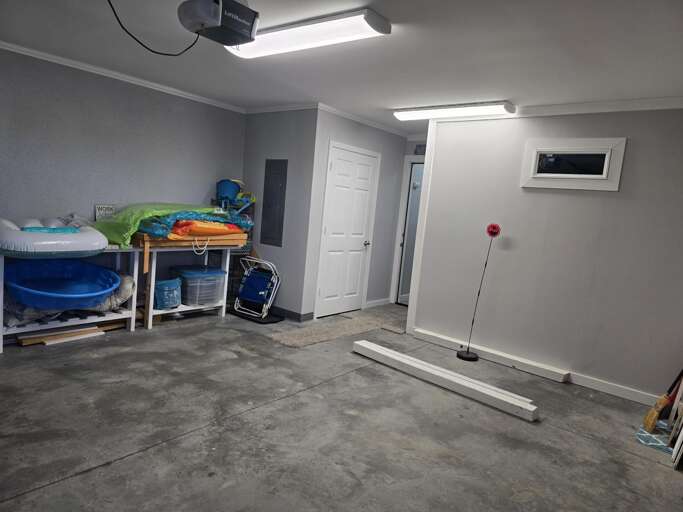 Garage Area