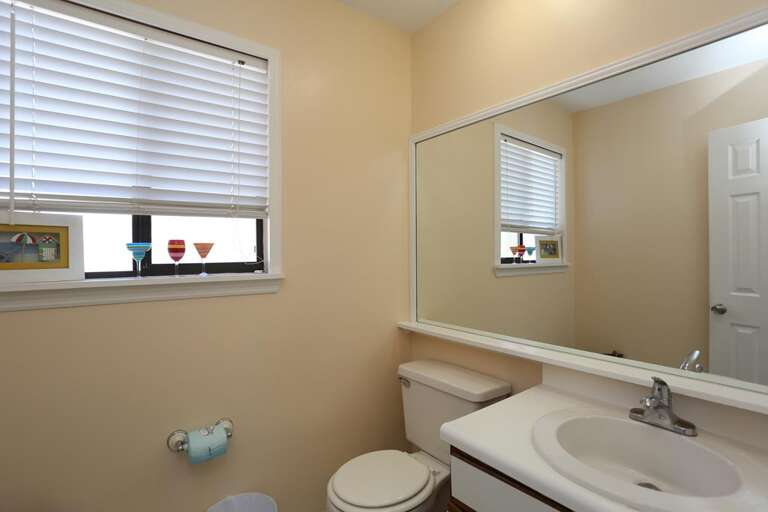 Downstairs_Half_Bath