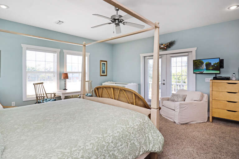 Bedroom 3 with Gulf View Deck Access