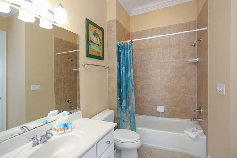 Top Floor Full Bath