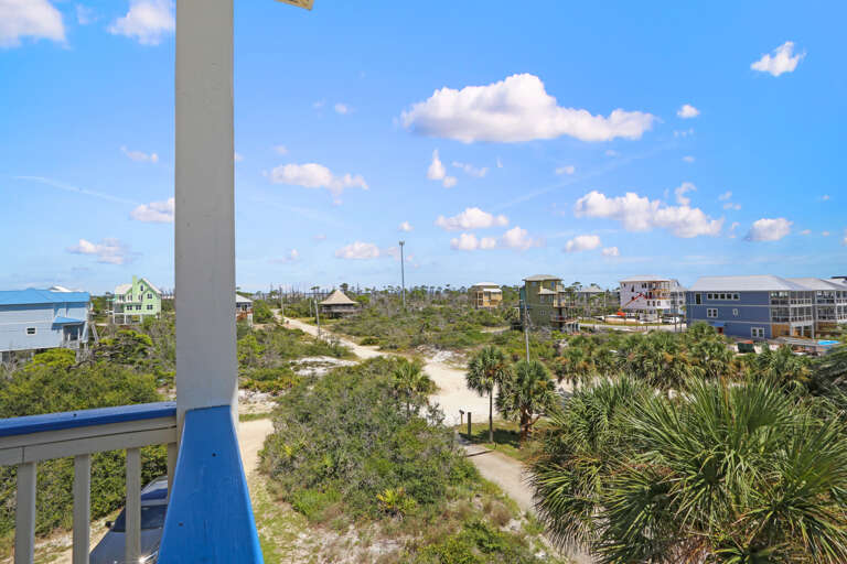 Top Floor Distant Bay View