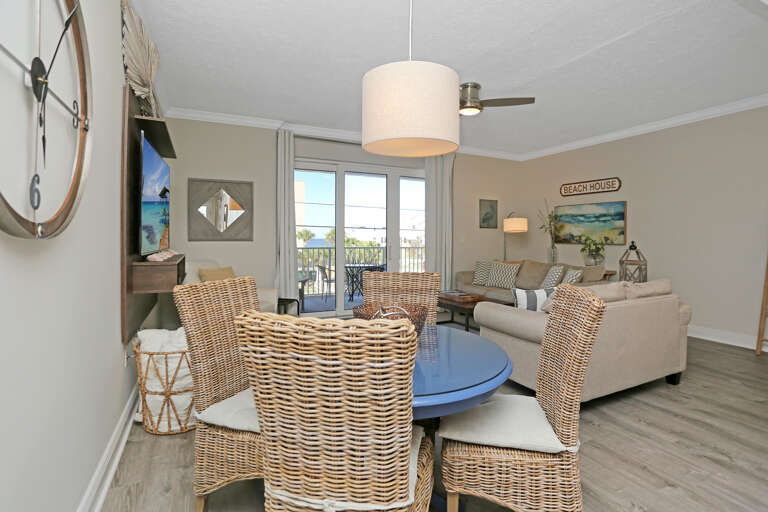 Summerhouse 209 2 Bedroom Condo in Mexico Beach, FL Sleeps 7
