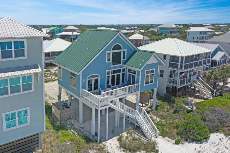 La Mer with Open Beachfront Deck