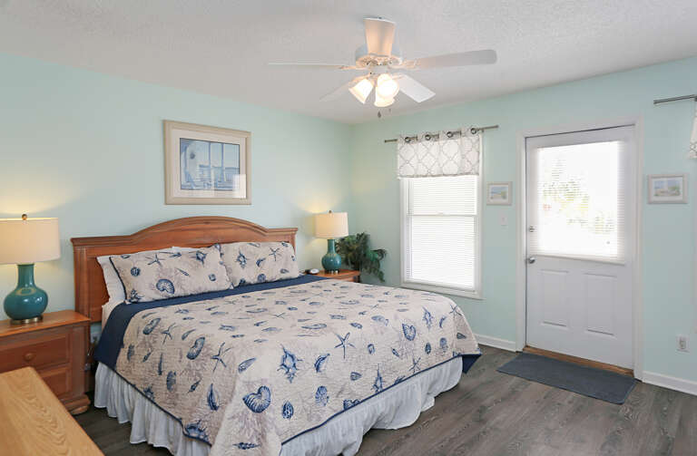 Bedroom 1 - Master Bedroom