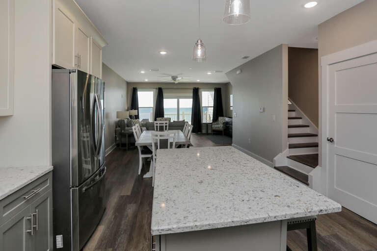 Kitchen & Dining Arew with View