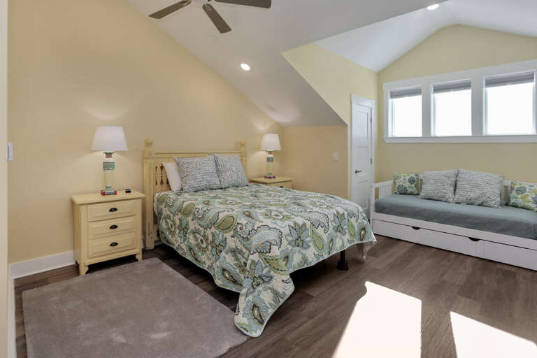 Bedroom 3 - Top Floor Family Bedroom