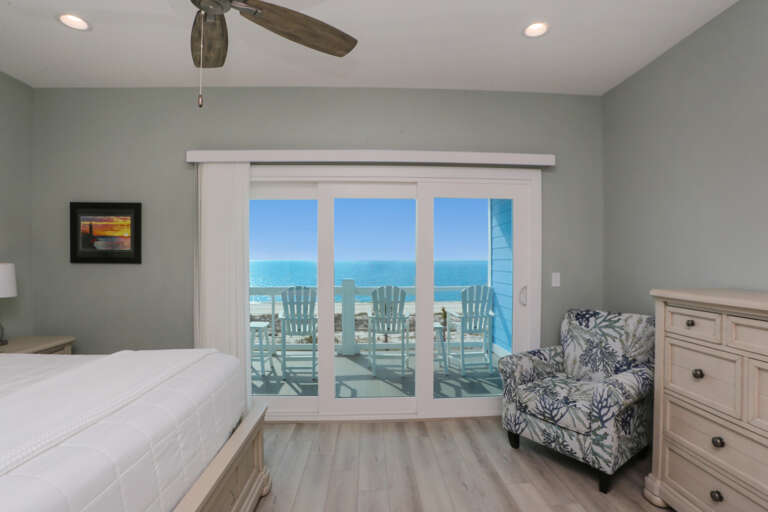 Bedroom 1 - Gulf View