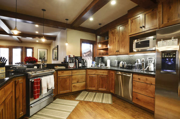 Gourmet Kitchen