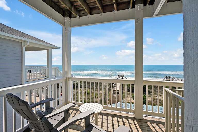 DECK OFF KING BEDROOM 