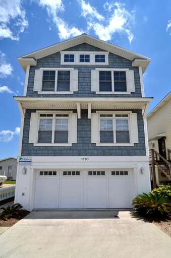 AGUA AZUL -STREETSIDE