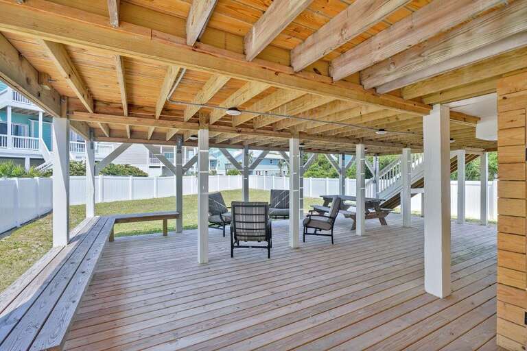 LOWER DECKING LOWER DECKING