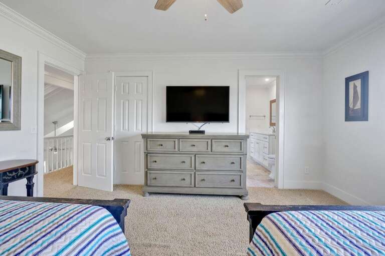 2 QUEEN BEDROOM VIEW 2 2 QUEEN BEDROOM VIEW 2