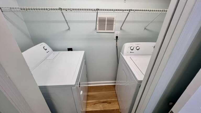 WASHER/DRYER IN HALL HALF BATH