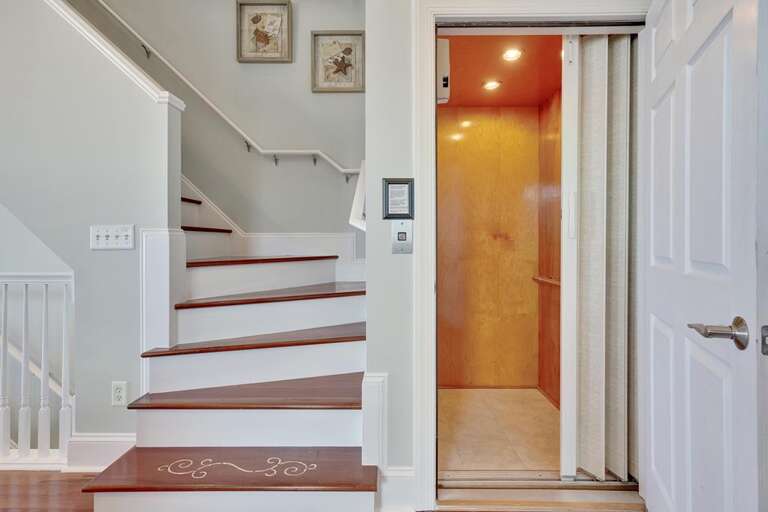 MAIN FLOOR -ELEVATOR