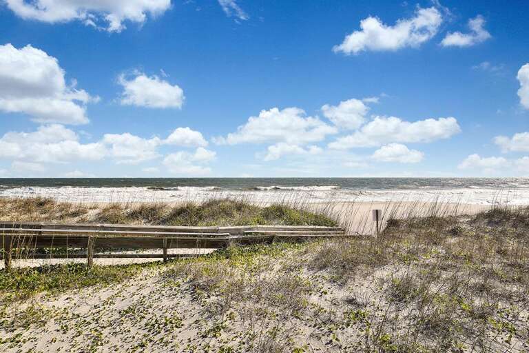 THE BEACH AT ISLAND TIME