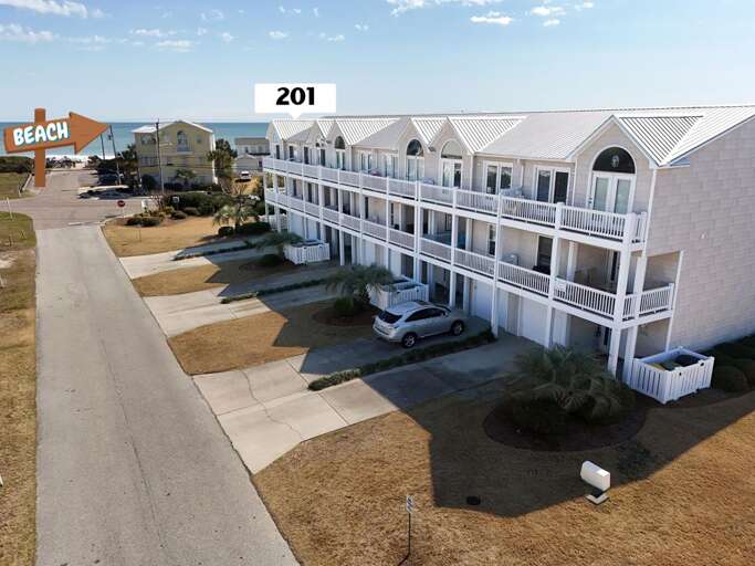 KURE VIEW AERIAL TO BEACH 