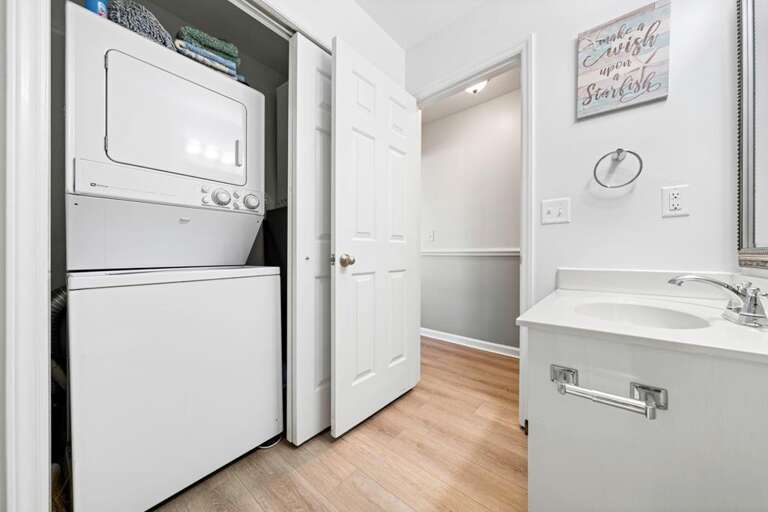 STACKABLE WASHER/DRYER