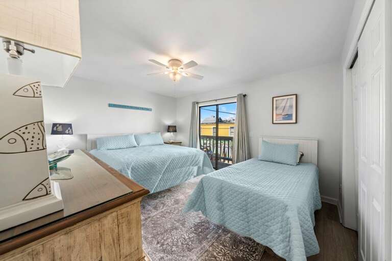 MASTER BEDROOM KING & TWIN