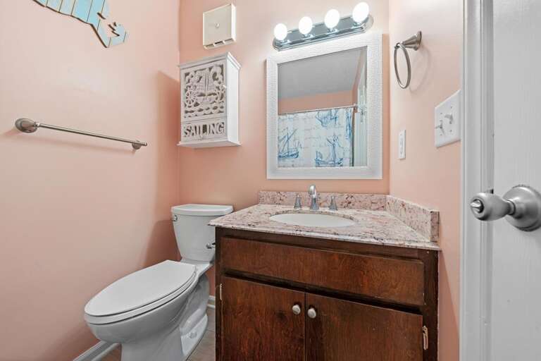 PRIMARY BEDROOM  ENSUITE