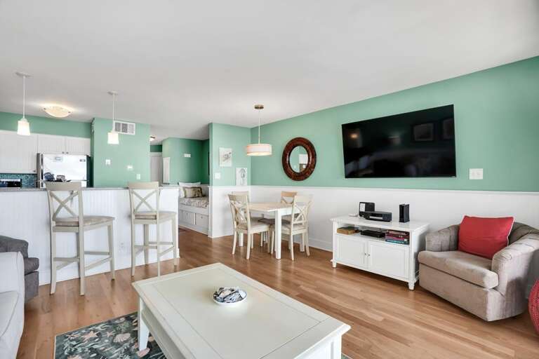 OPEN FLOOR PLAN LIVING SPACE