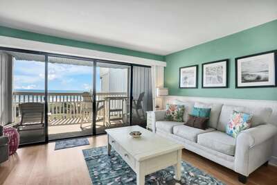 OCEANFRONT LIVING SPACE