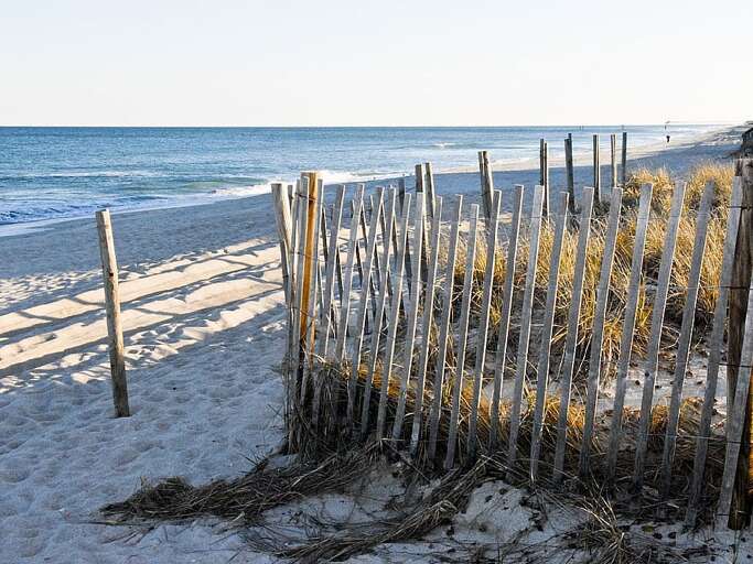 BEACH BEACH