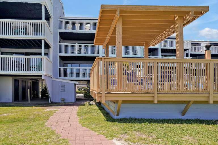 BEACHSIDE OF COMPLEX