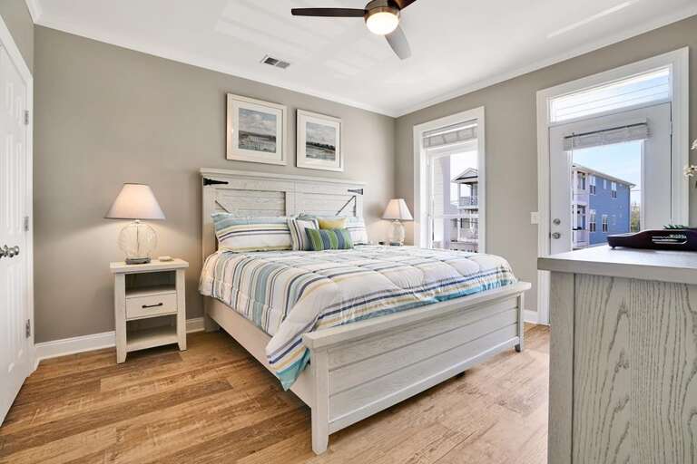 KING BEDROOM WITH DECK ACCESS