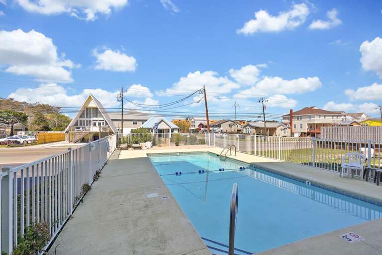COMMUNITY POOL