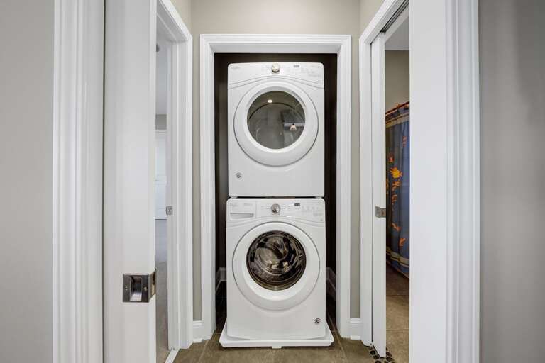 PENTHOUSE -WASHER DRYER