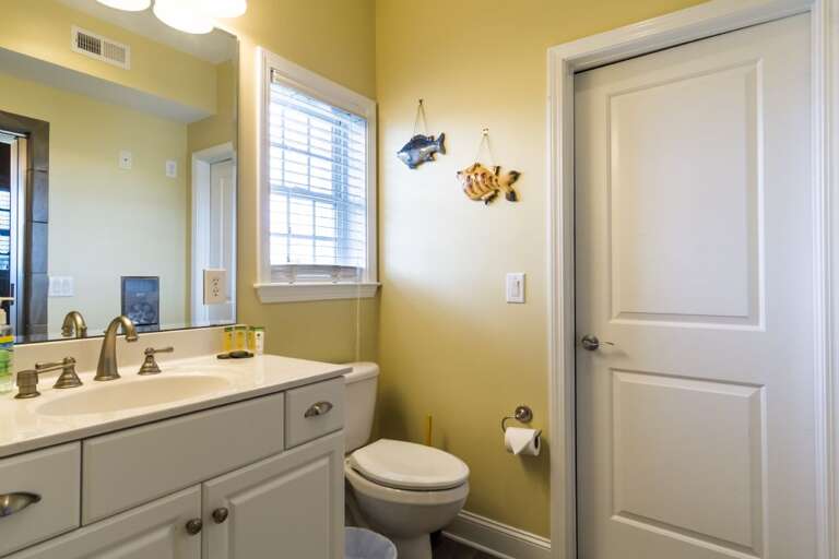 MASTER SUITE- 2ND BATH MASTER SUITE- 2ND BATH