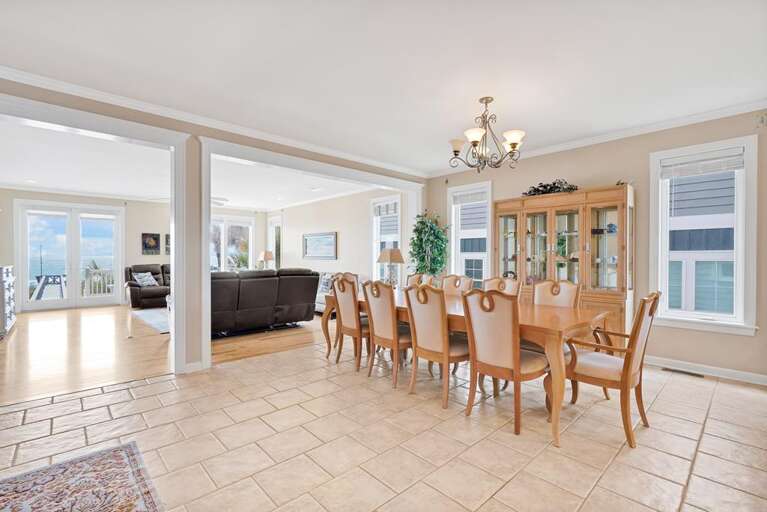 DINING SPACE DINING SPACE