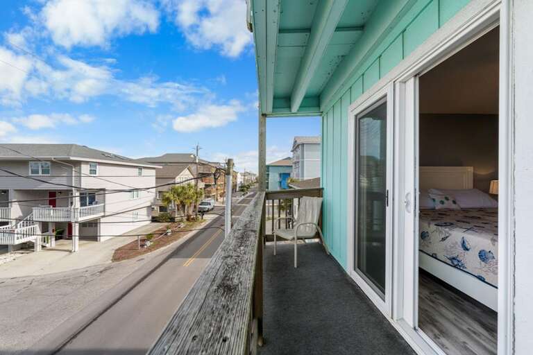 BALCONY OFF KING SUITE