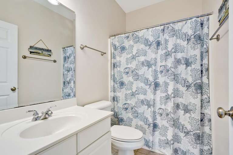 1ST FLOOR FULL BATHROOM 1ST FLOOR FULL BATHROOM