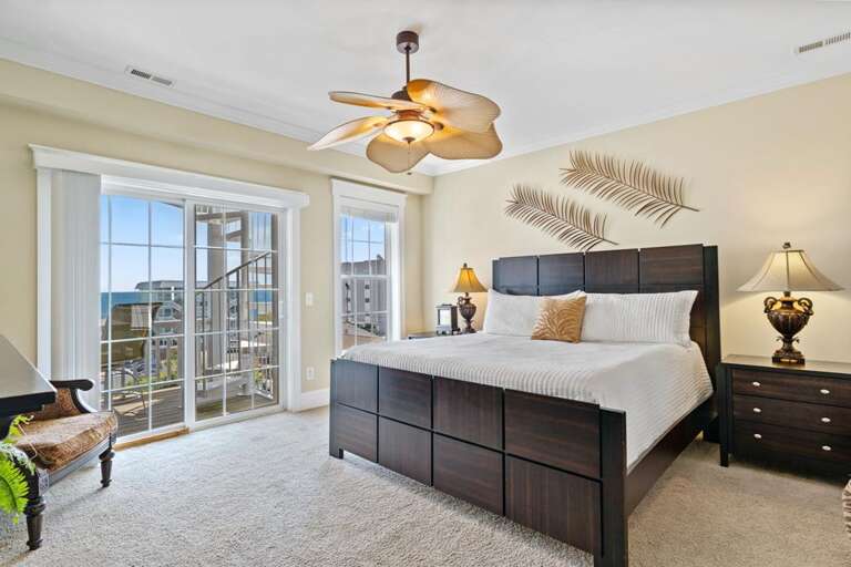 3RD FLOOR KING BEDROOM WITH ENSUITE AND DECK