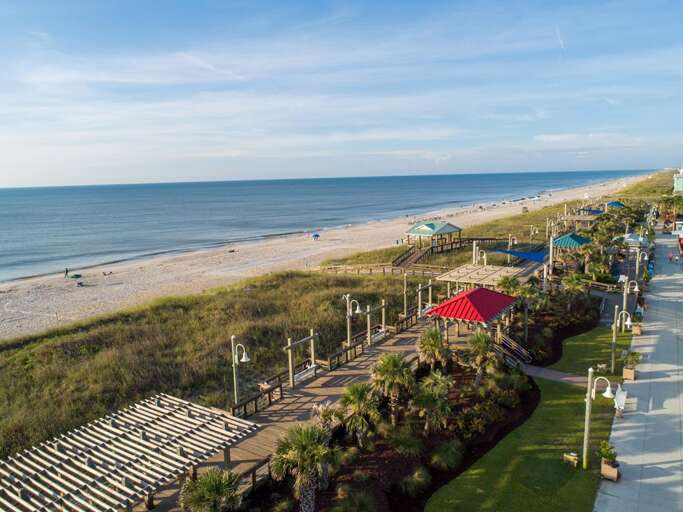 NEAR THE BOARDWALK -We'll be havin' some fun!!