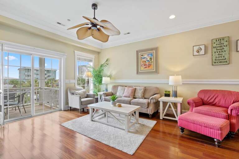 BEAUTIFUL LIVING SPACE