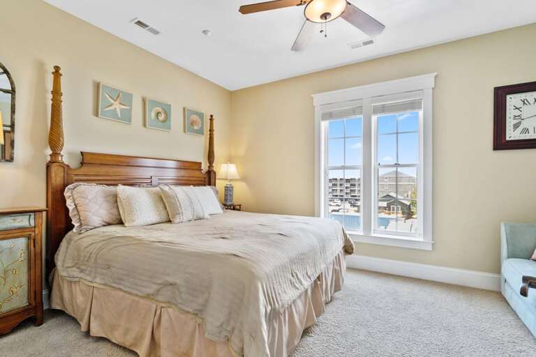 KING BEDROOM WITH BATHROOM -2ND FLOOR