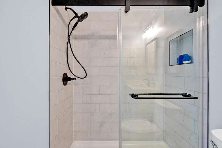 EN SUITE WALK IN SHOWER EN SUITE WALK IN SHOWER