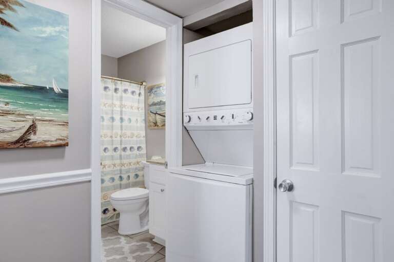 WASHER & DRYER IN HALL WAY