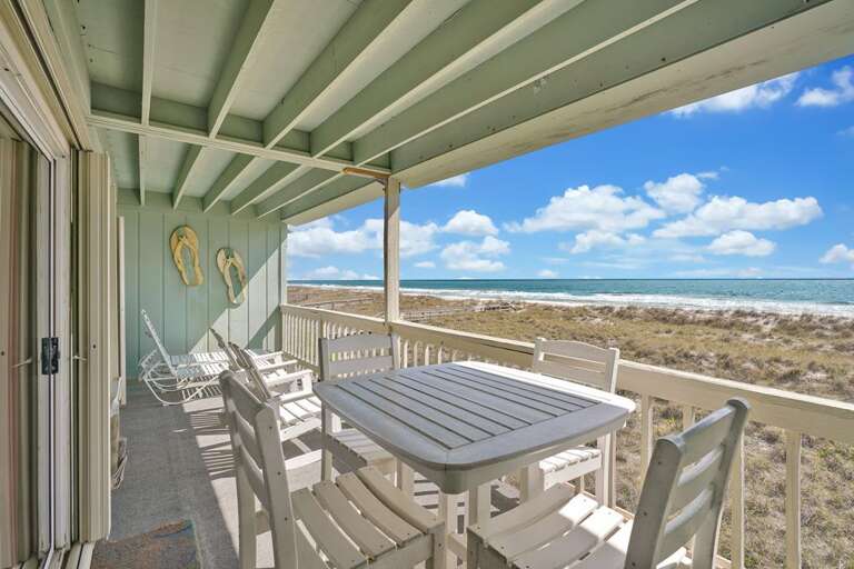 BALCONY SEATING & VIEW