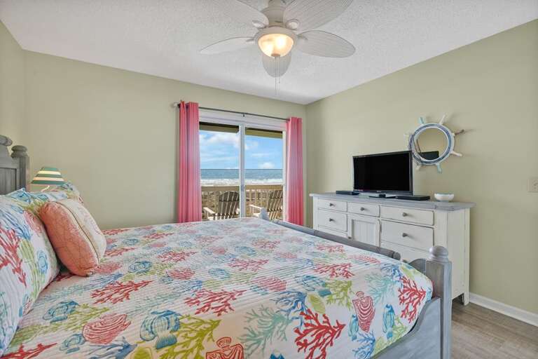 OCEANFRONT PRIMARY KING BEDROOM VIEW 2