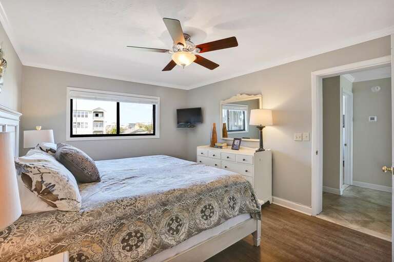 KING MASTER WITH TV KING MASTER WITH TV