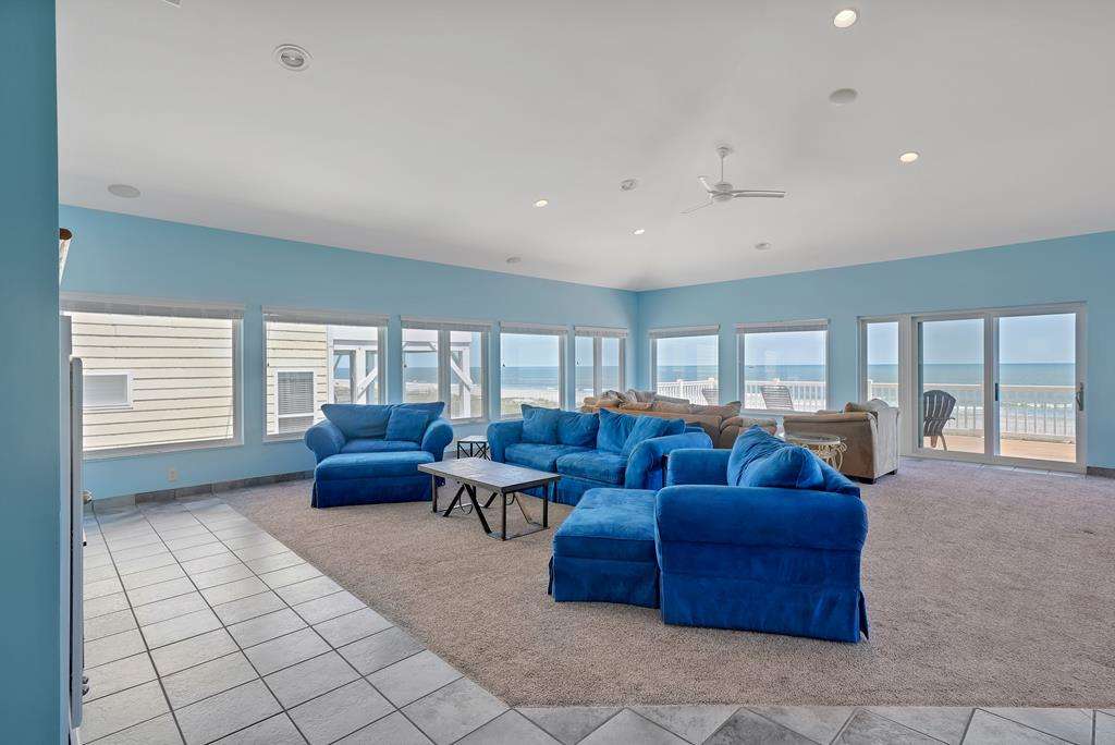 LIVING ROOM SEATING VIEW 1