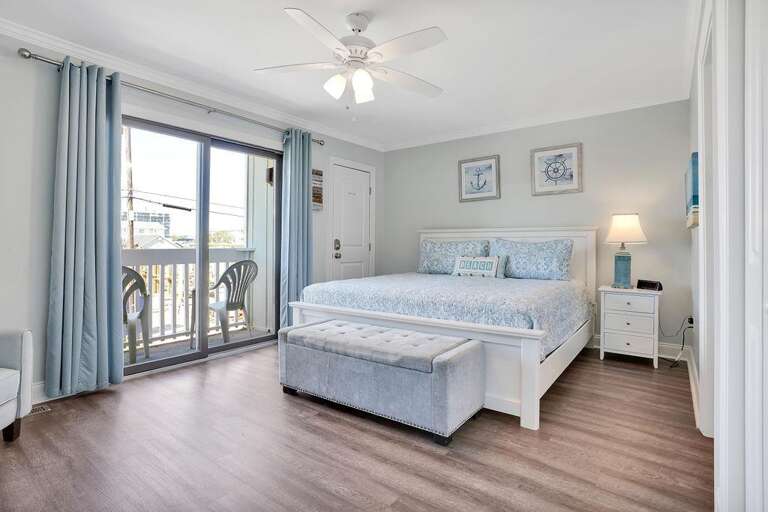 KING MASTER BEDROOM  KING MASTER BEDROOM