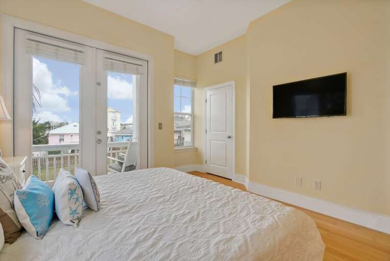 KING MASTER BEDROOM VIEW 3