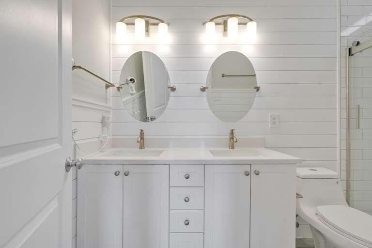 UPDATED MASTER BATHROOM