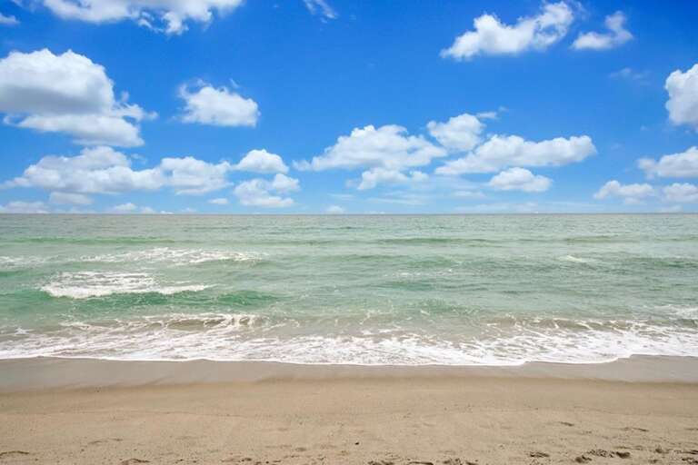 AMAZING BEACH AMAZING BEACH