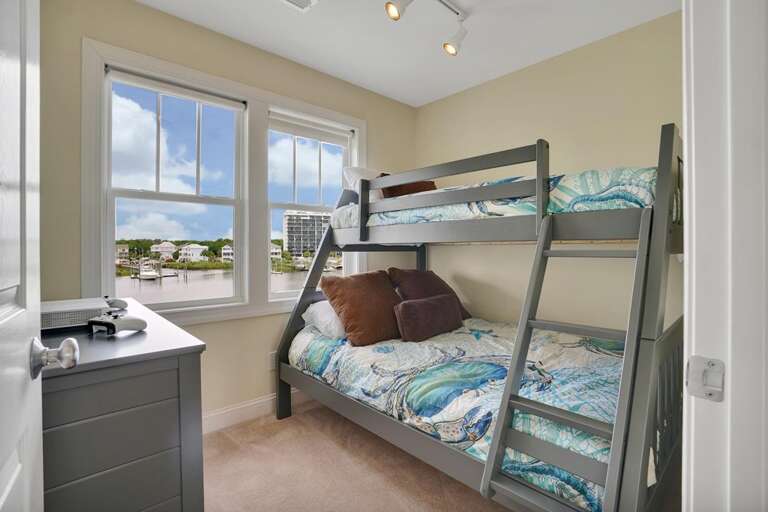 TWIN OVER FULL BEDROOM  TWIN OVER FULL BEDROOM