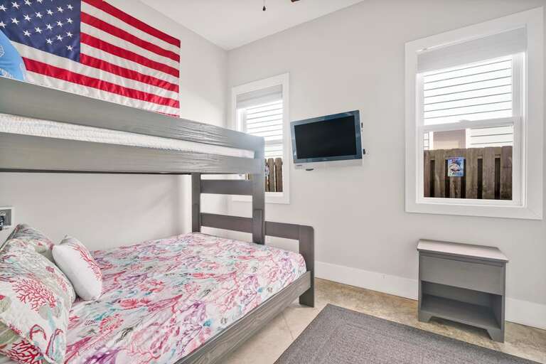 GROUND FLOOR-TWIN XL OVER QUEEN VIEW 2